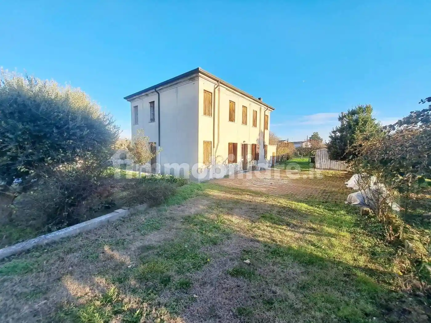 Rustico - Casale in vendita a Rovigo