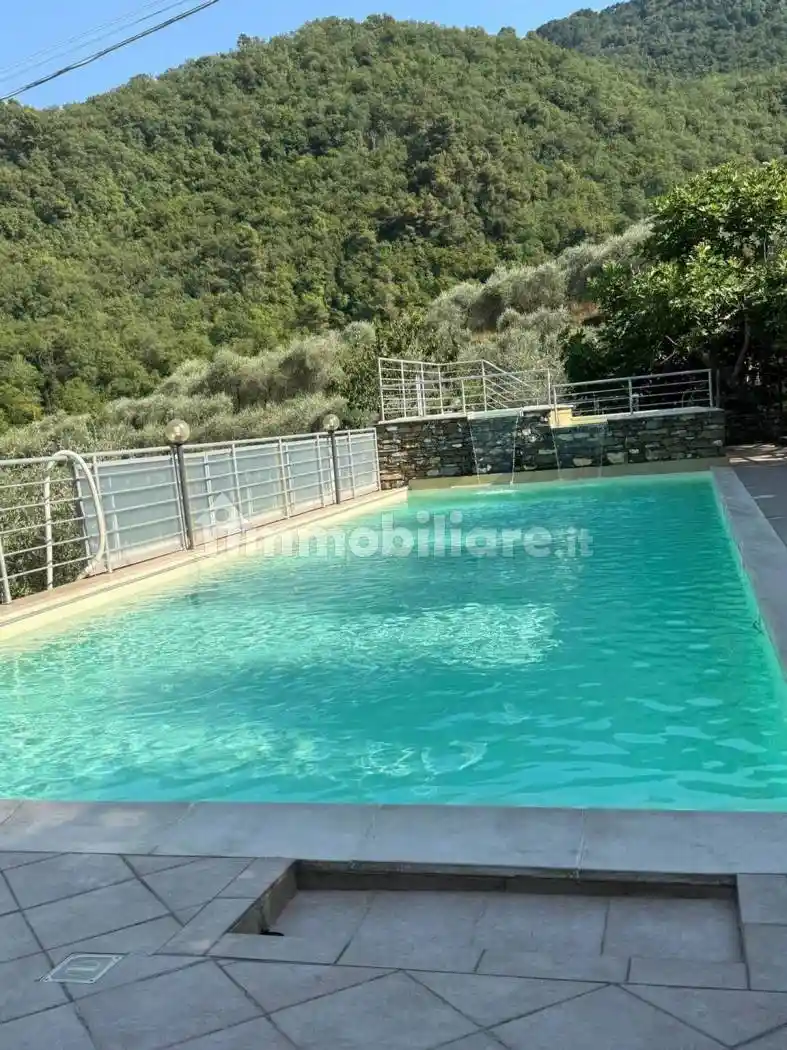 Villa in vendita a Alassio