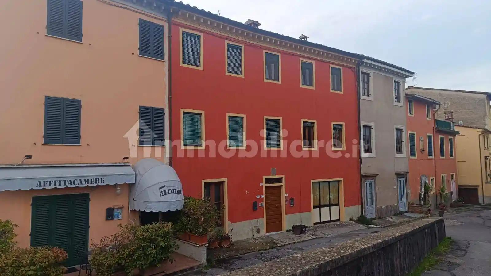 Appartamento in vendita a Lucca