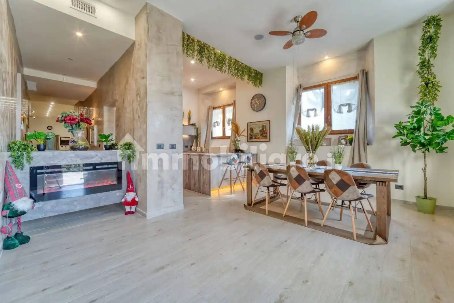 Villa in vendita a Capiago Intimiano