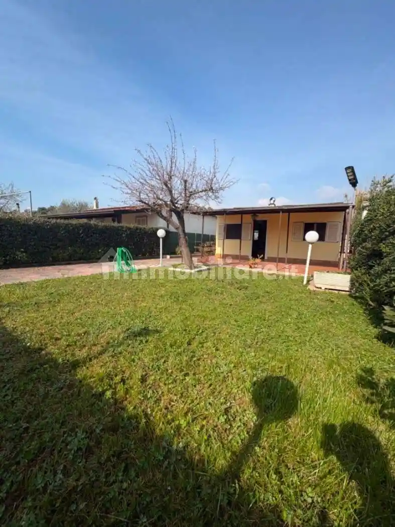 Villa in vendita a Fondi