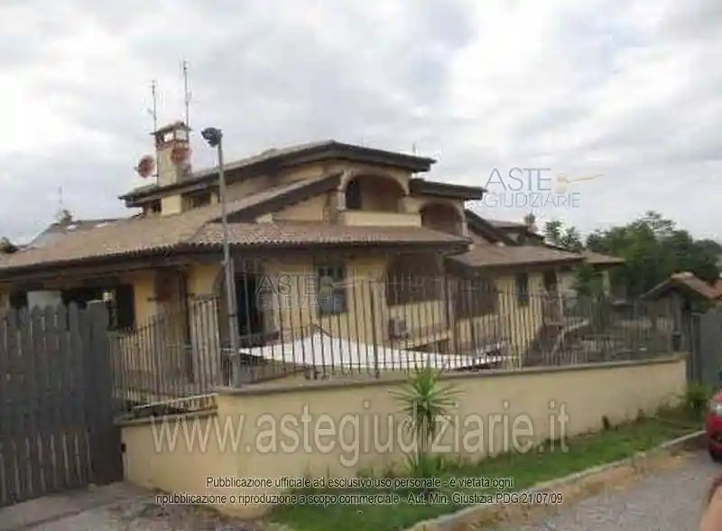 Villa in vendita a Roma