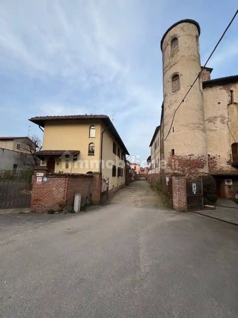 Appartamento in vendita a Gambolò