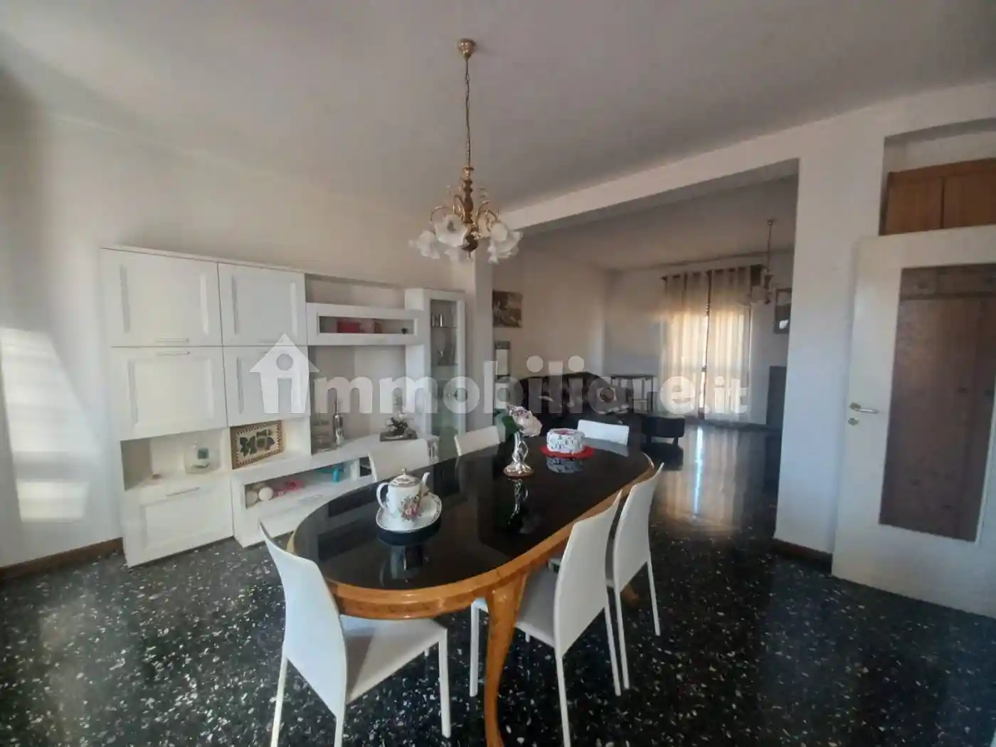 Appartamento in affitto a Rho