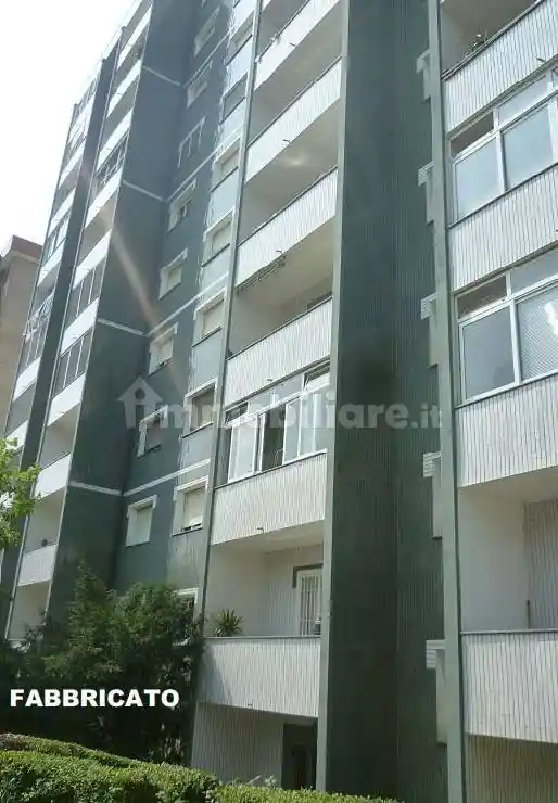 Appartamento in vendita a Corsico