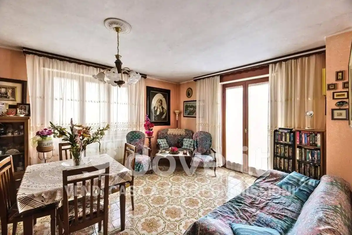 Appartamento in vendita a Luino