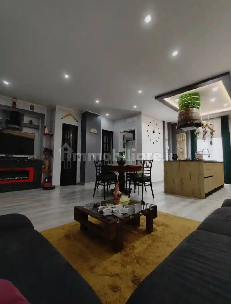 Appartamento in vendita a Parma