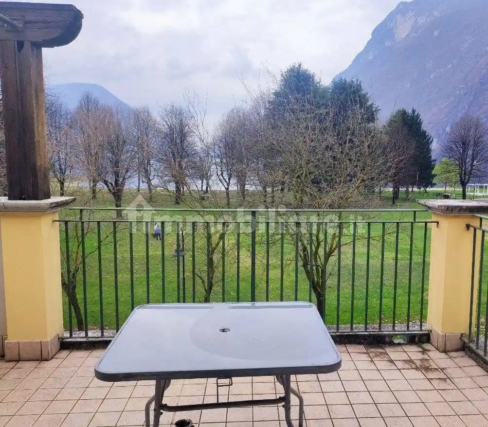 Appartamento in vendita a Porlezza