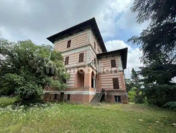 Casa indipendente in vendita a Novi Ligure