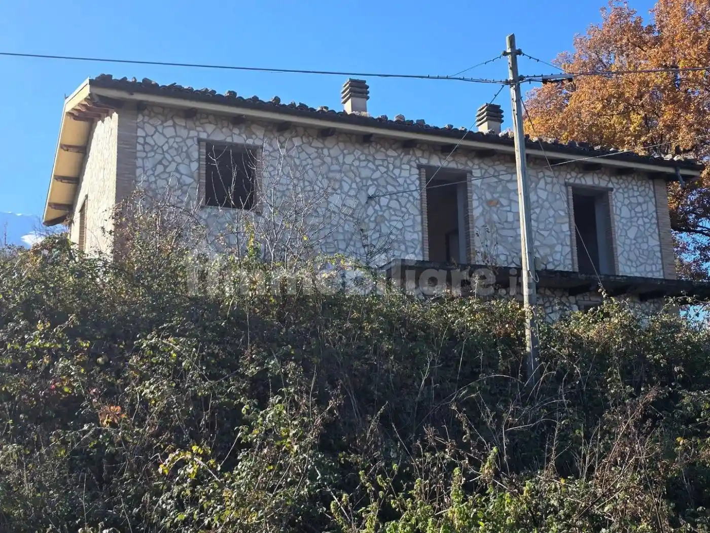 Casa indipendente in vendita a Castelli