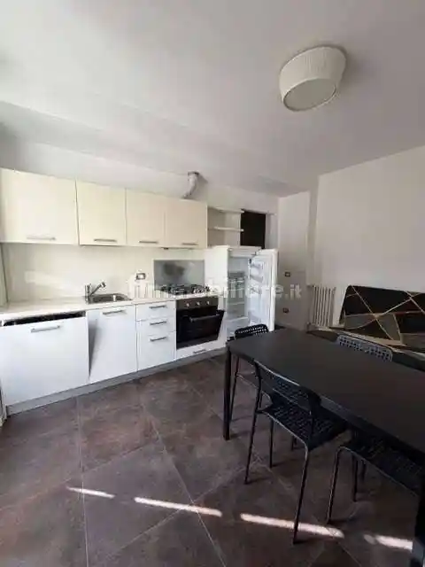 Appartamento in affitto a Varese