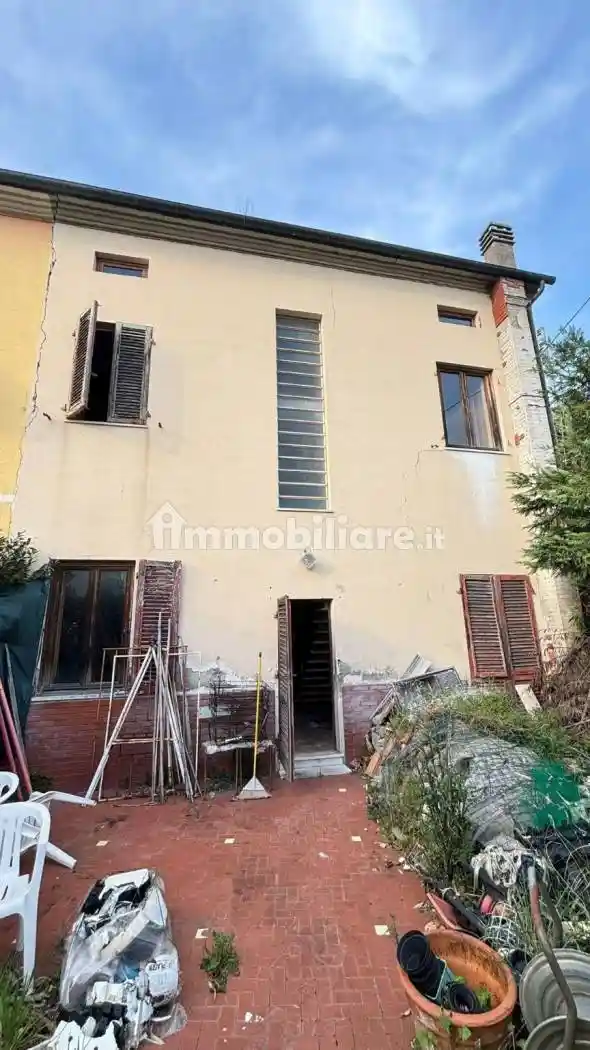 Casa indipendente in vendita a Lucca