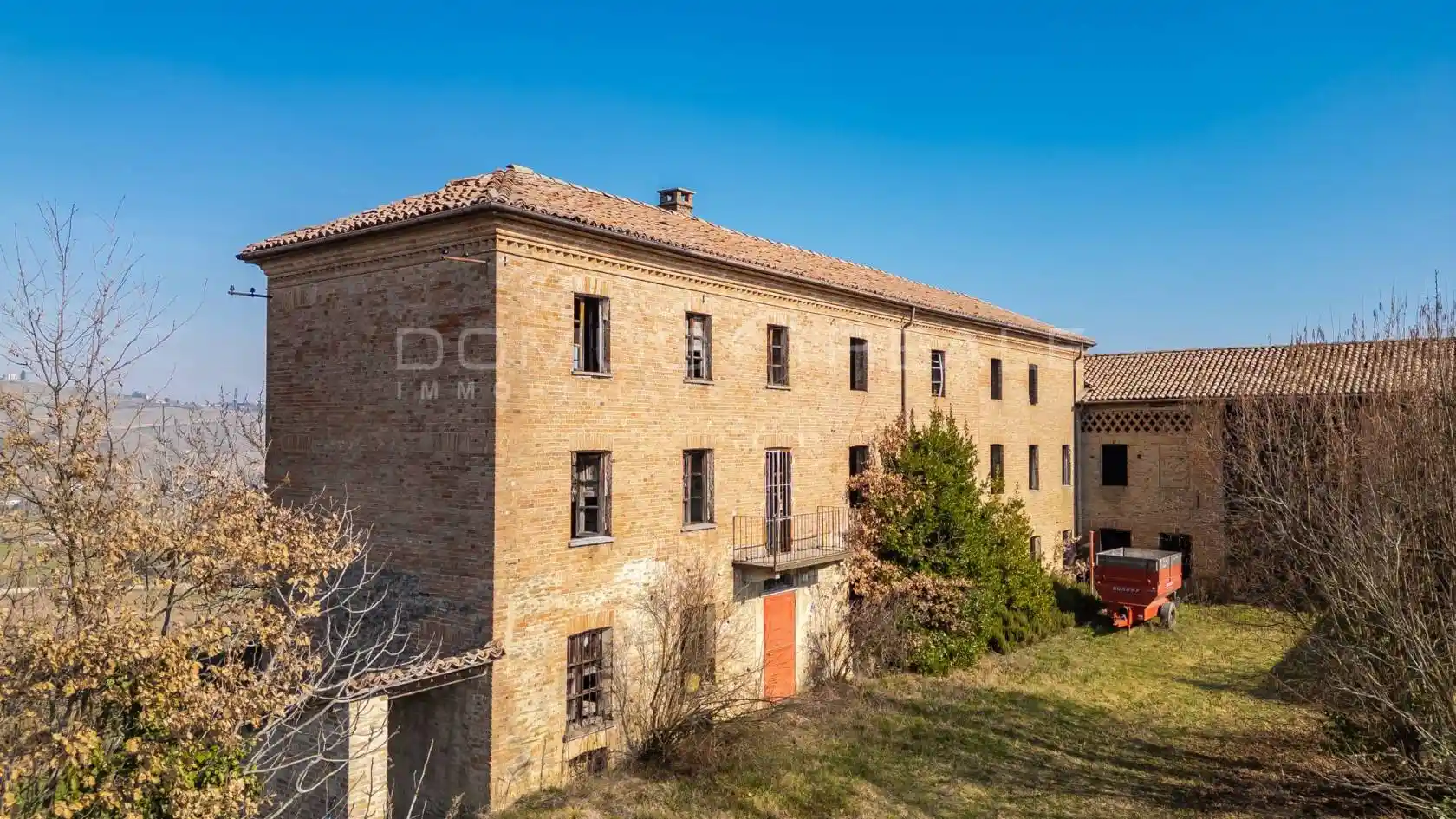 Rustico - Casale in vendita a Castagnole delle Lanze