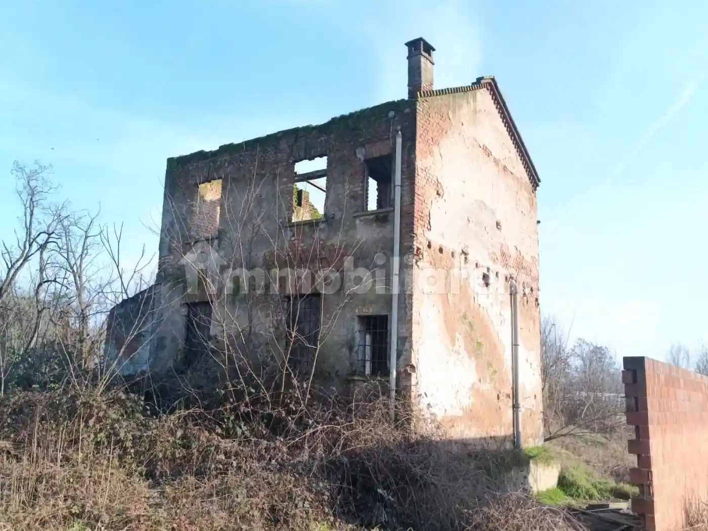 Rustico - Casale in vendita a Vellezzo Bellini