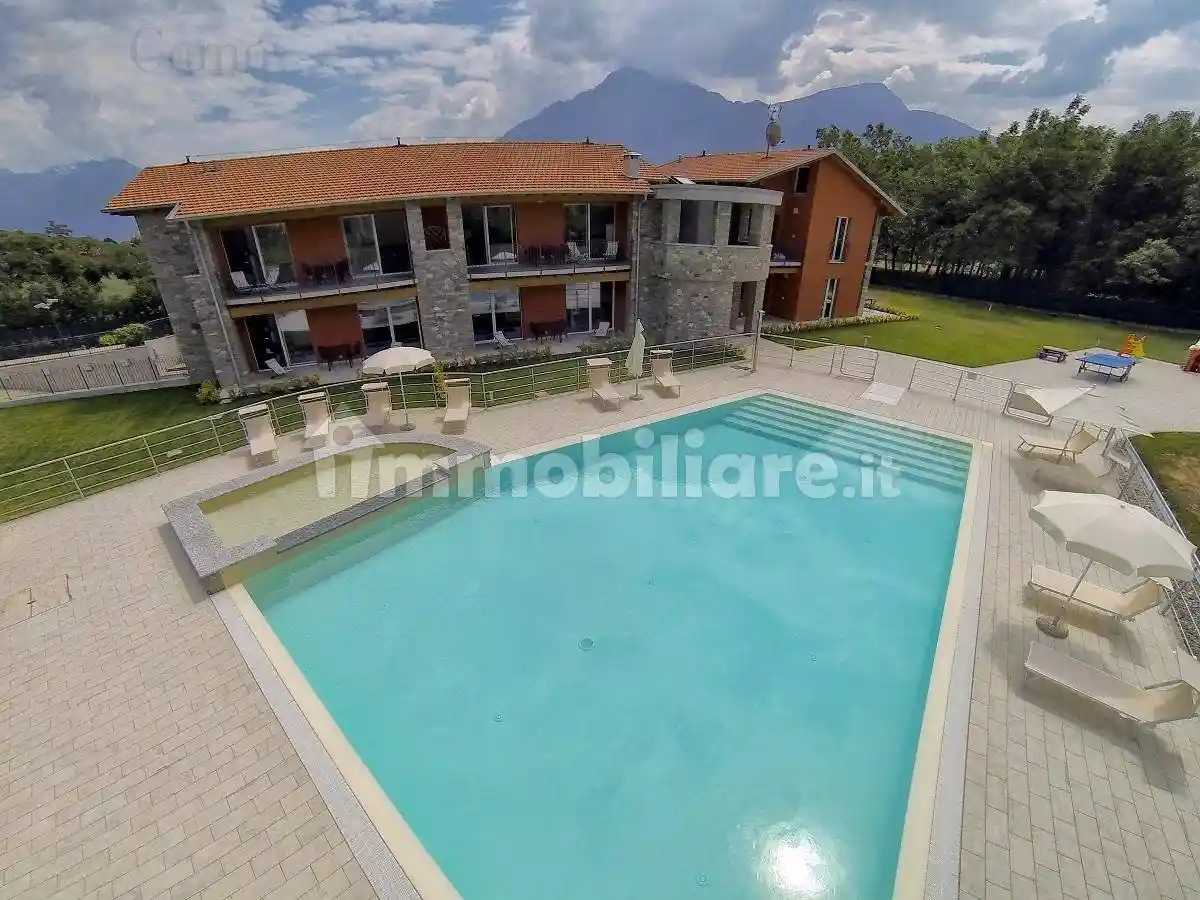 Appartamento in vendita a Gravedona ed Uniti