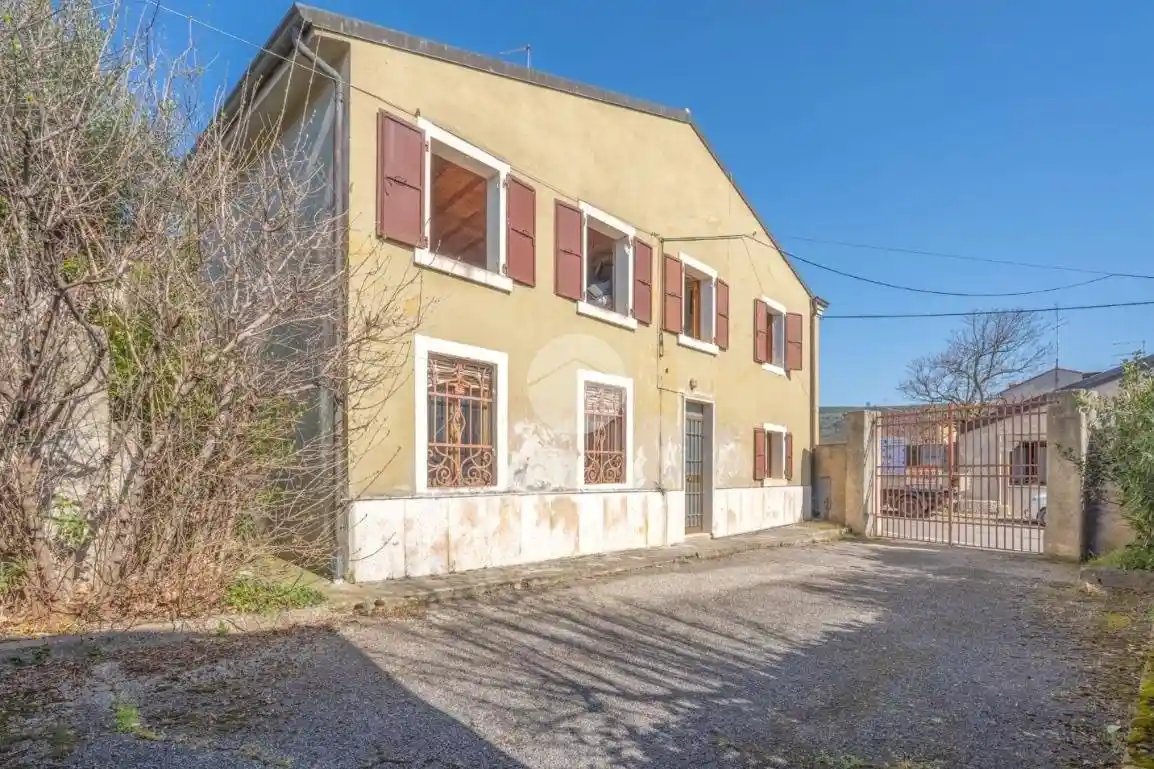 Casa indipendente in vendita a Illasi