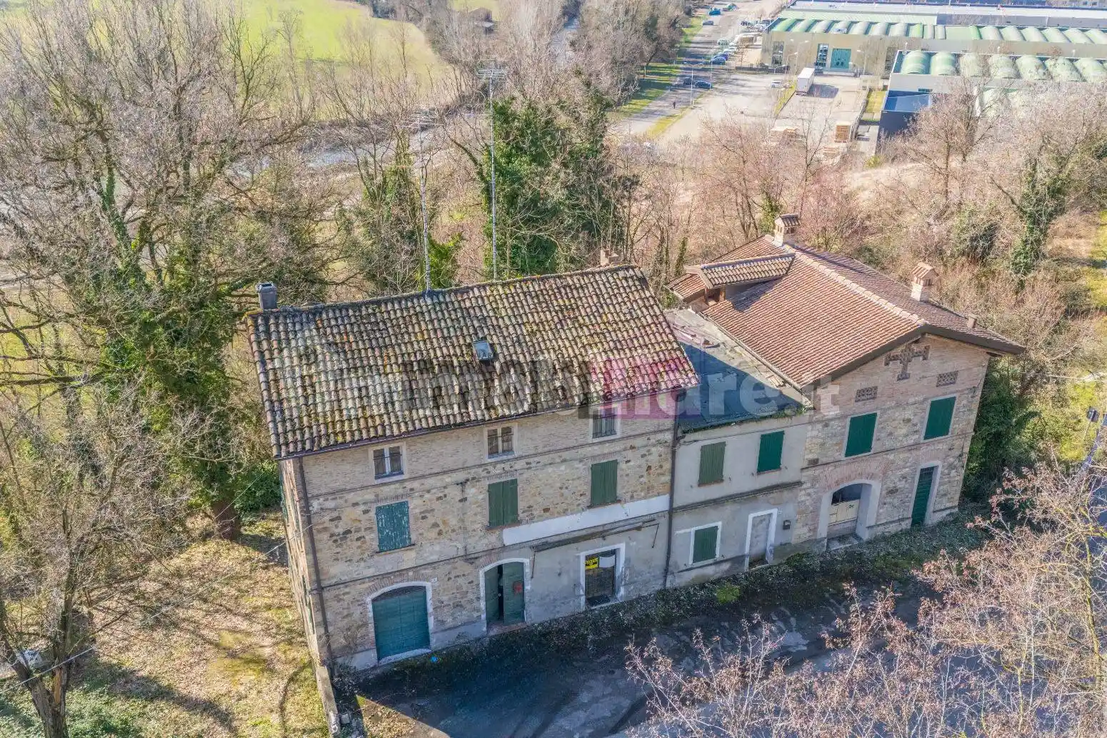 Villa in vendita a Viano