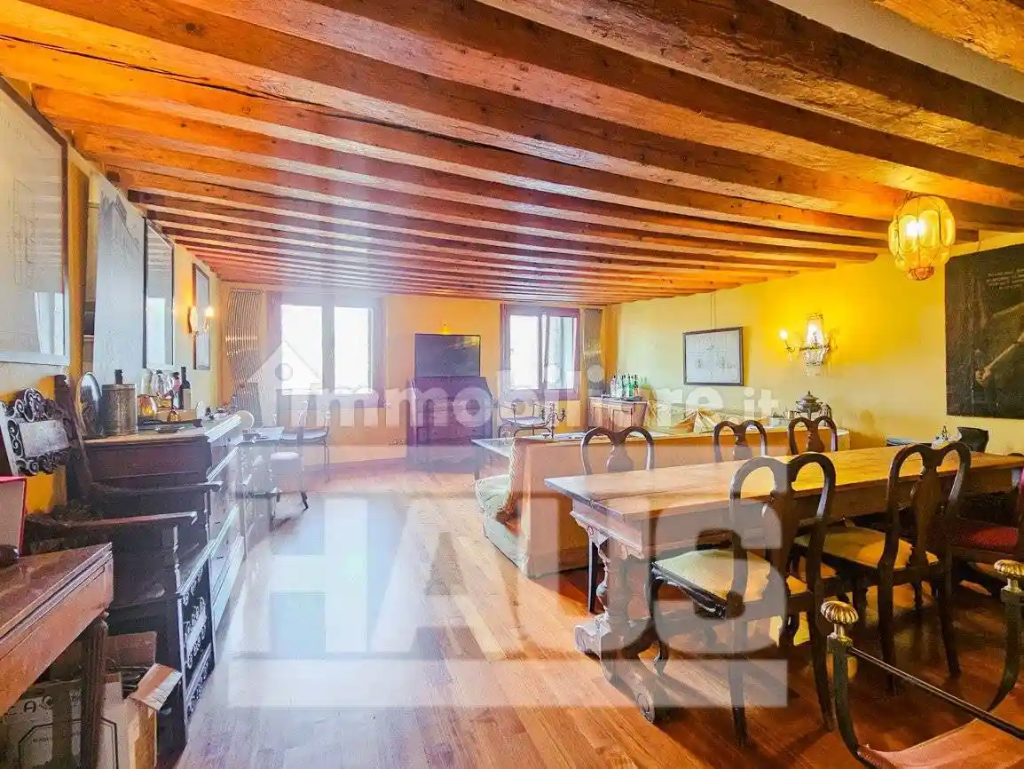 Appartamento in vendita a Venezia