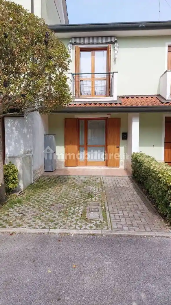 Villetta a schiera in vendita a Rosolina