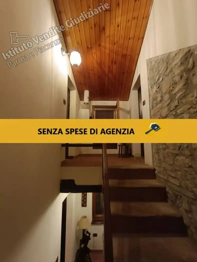 Villa in vendita a Neviano degli Arduini