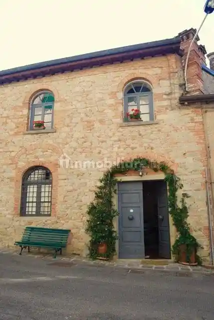 Casa indipendente in vendita a Pratovecchio e Stia