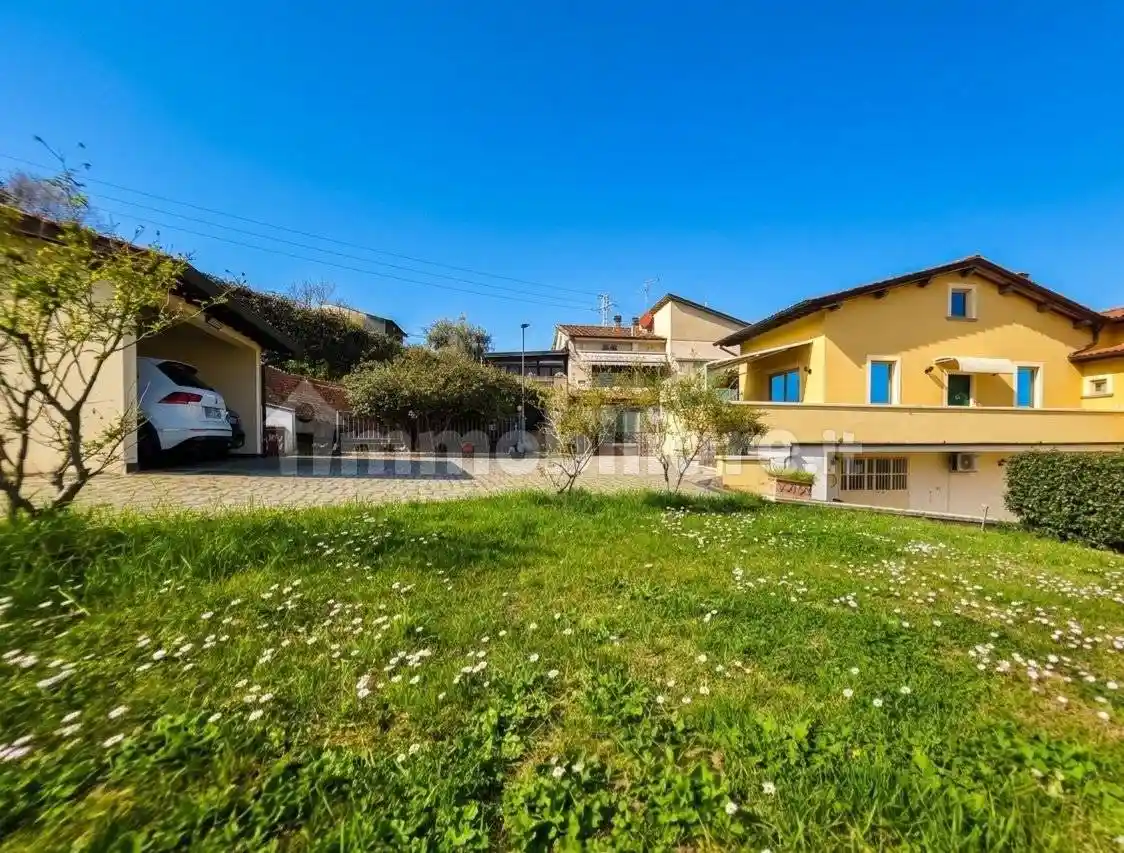 Casa indipendente in vendita a Fucecchio