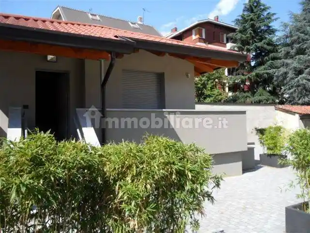 Appartamento in affitto a Seregno