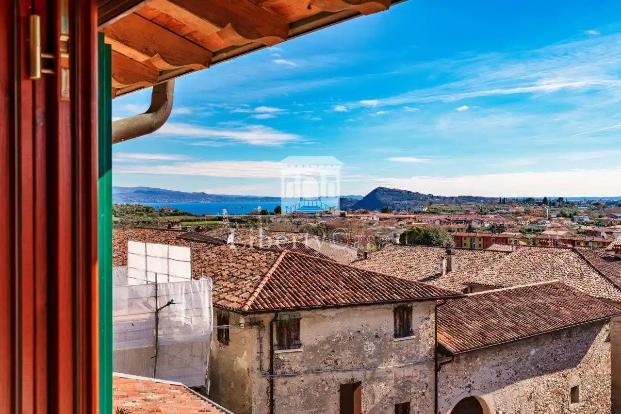 Appartamento in vendita a Puegnago sul Garda