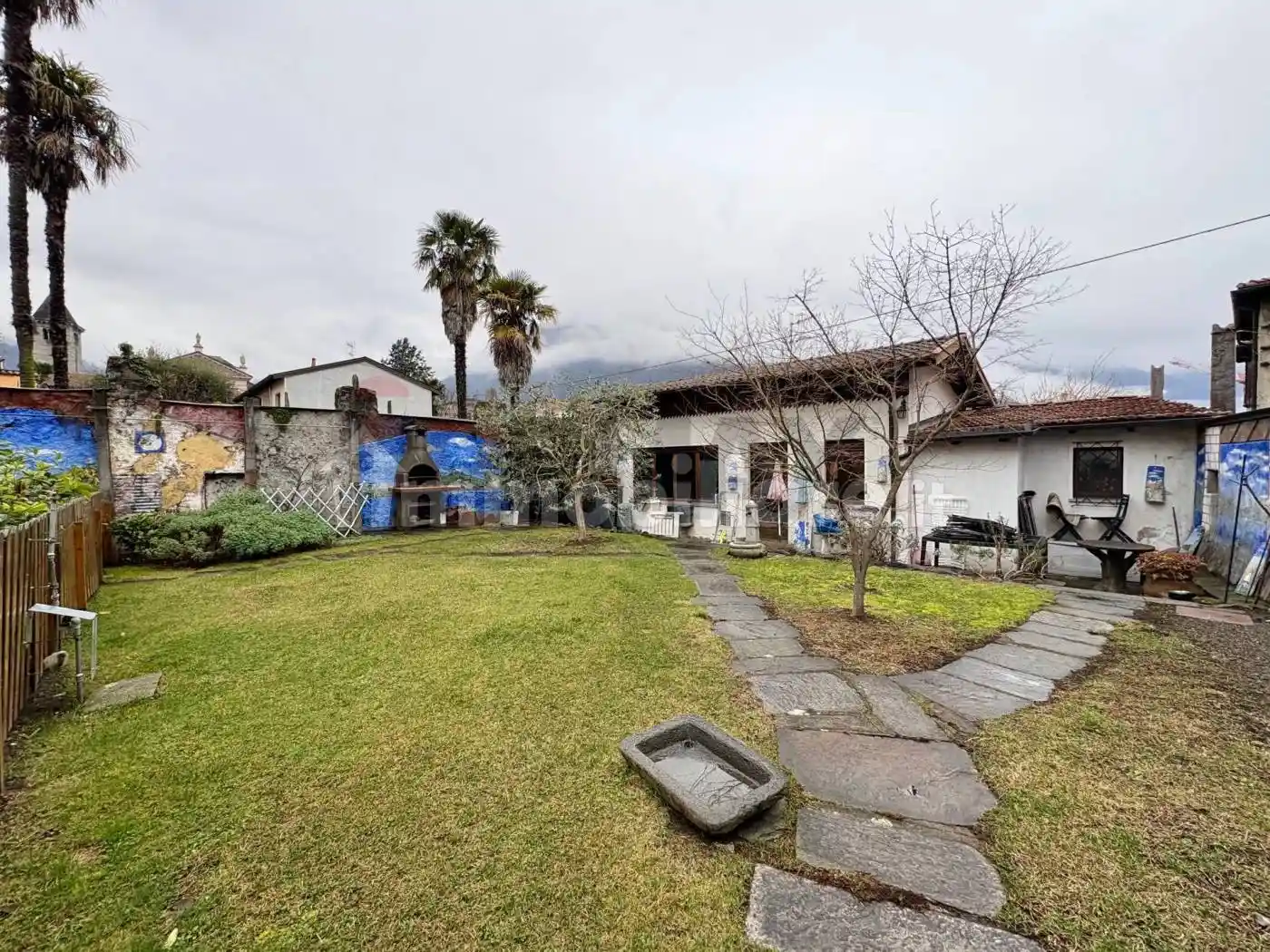Casa indipendente in affitto a Cannobio