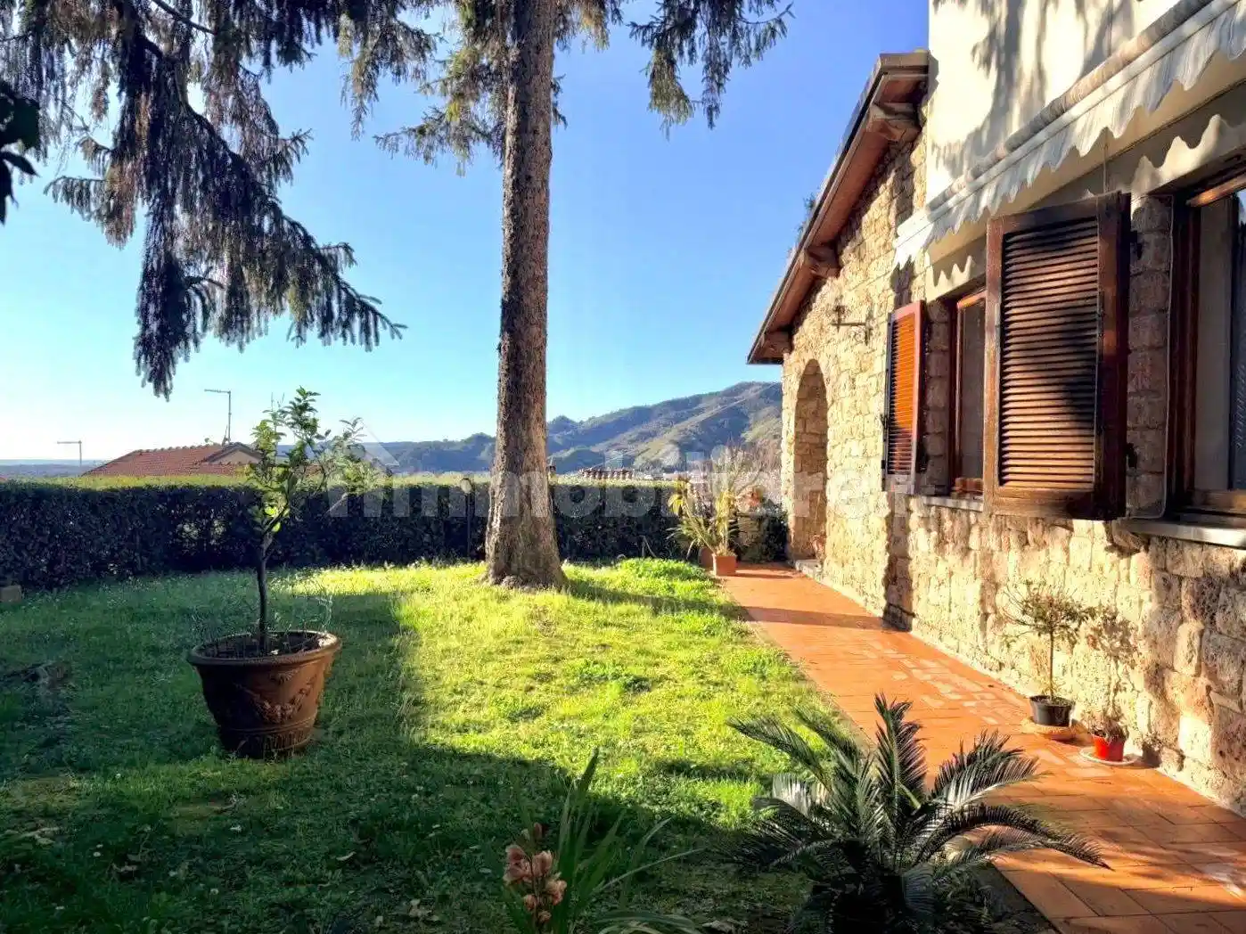 Villa in vendita a Massa