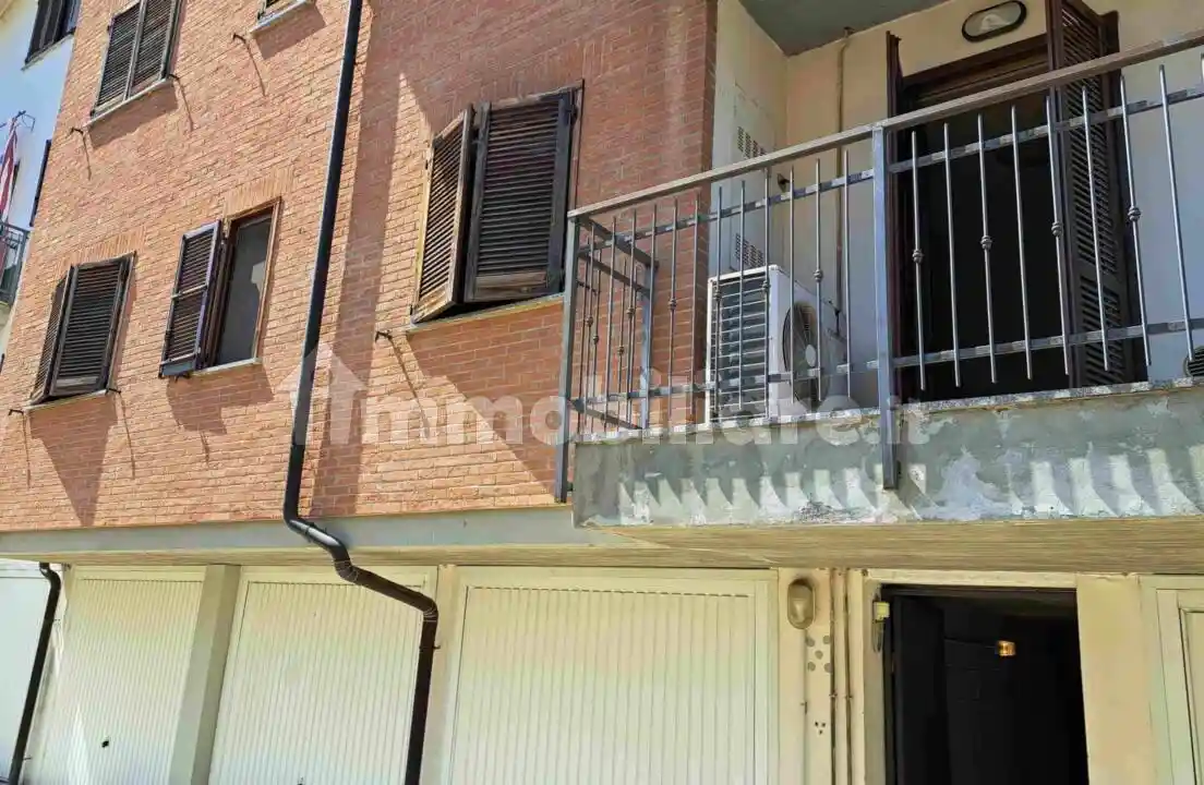 Appartamento in vendita a Castiraga Vidardo