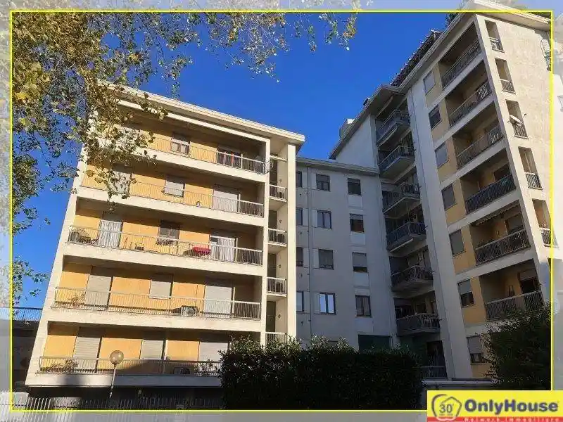 Appartamento in vendita a Bergamo