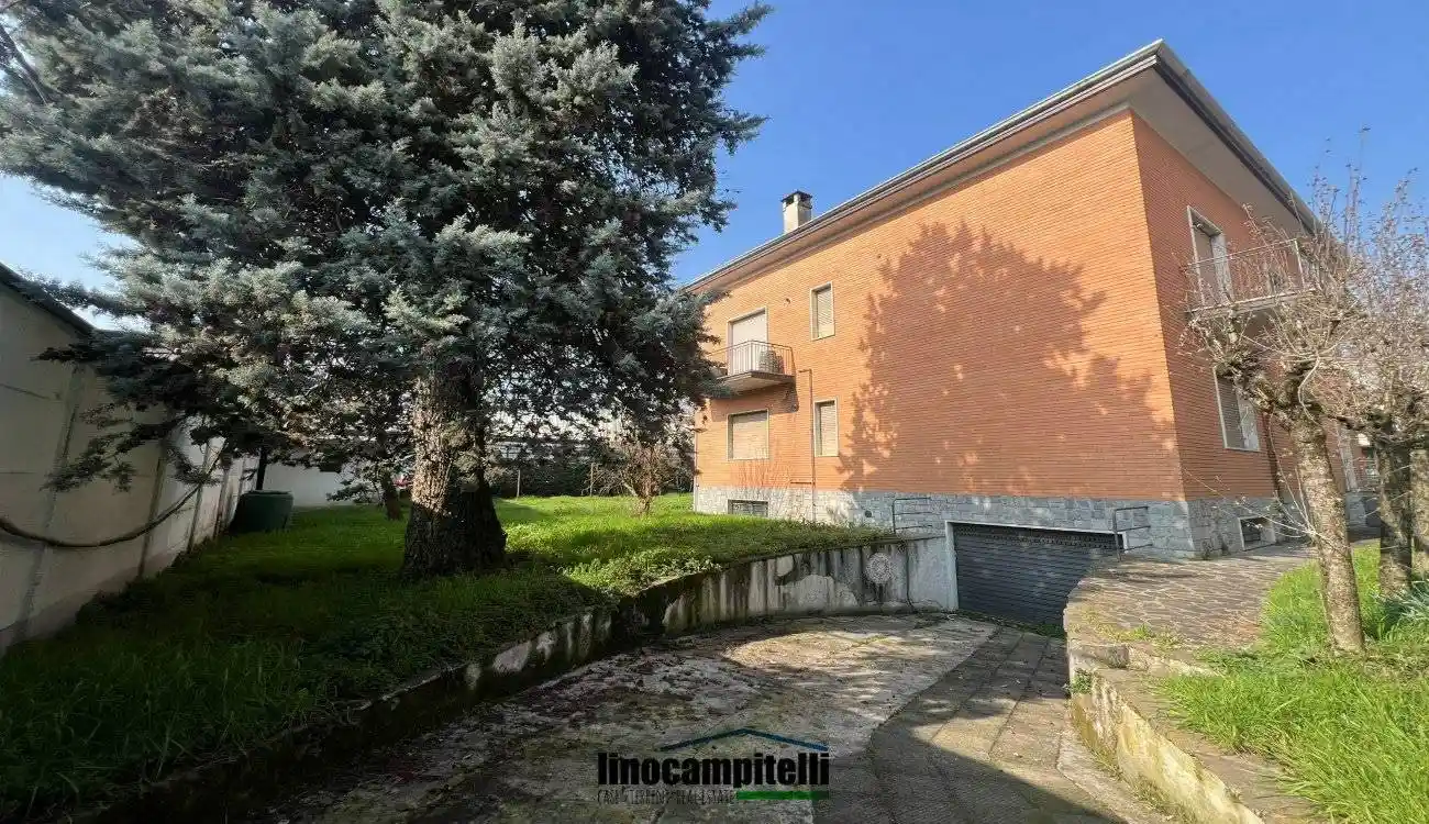 Villa in vendita a Cernusco sul Naviglio