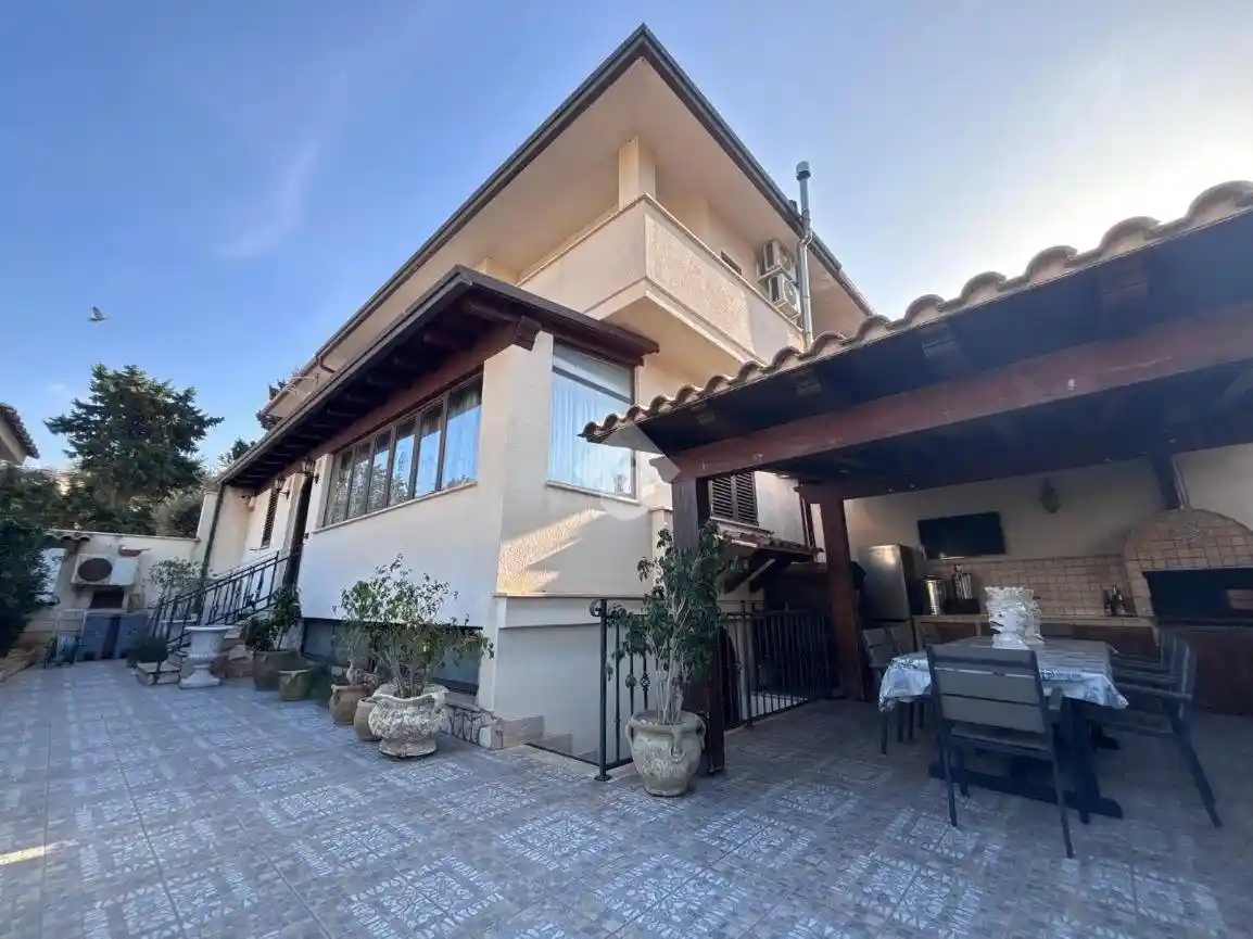 Villa in vendita a Palermo