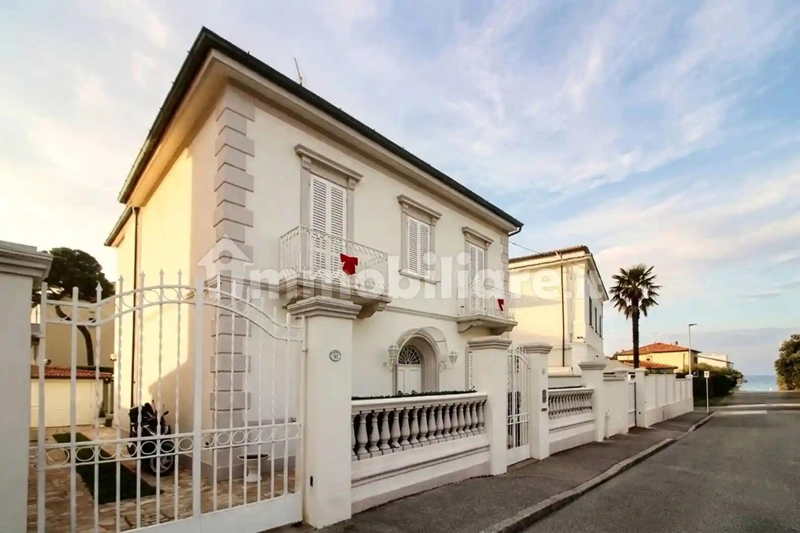 Villa in vendita a Livorno