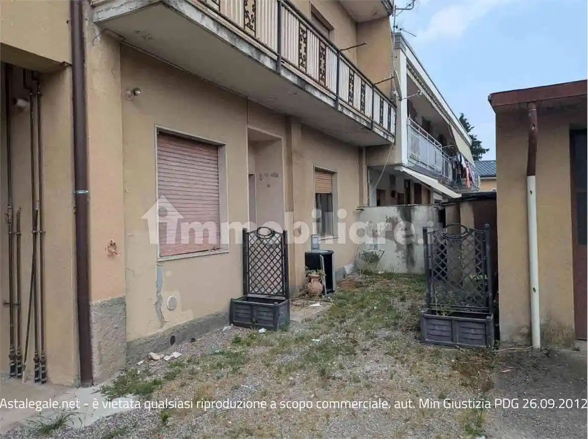 Appartamento in vendita a Rovello Porro