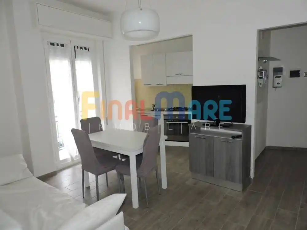 Appartamento in affitto a Finale Ligure