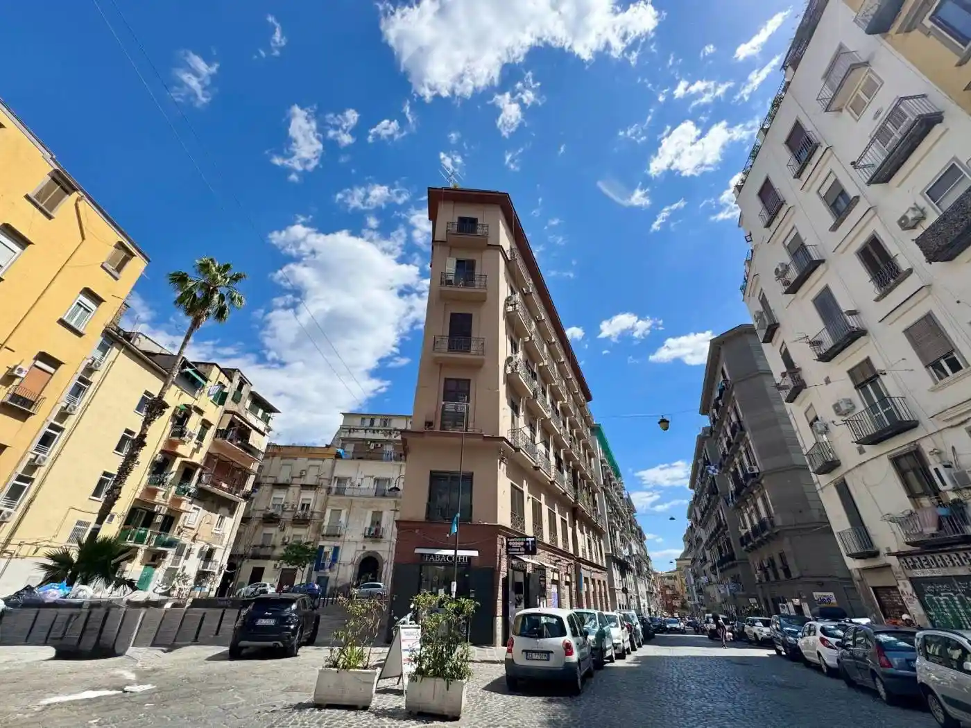 Appartamento in vendita a Napoli