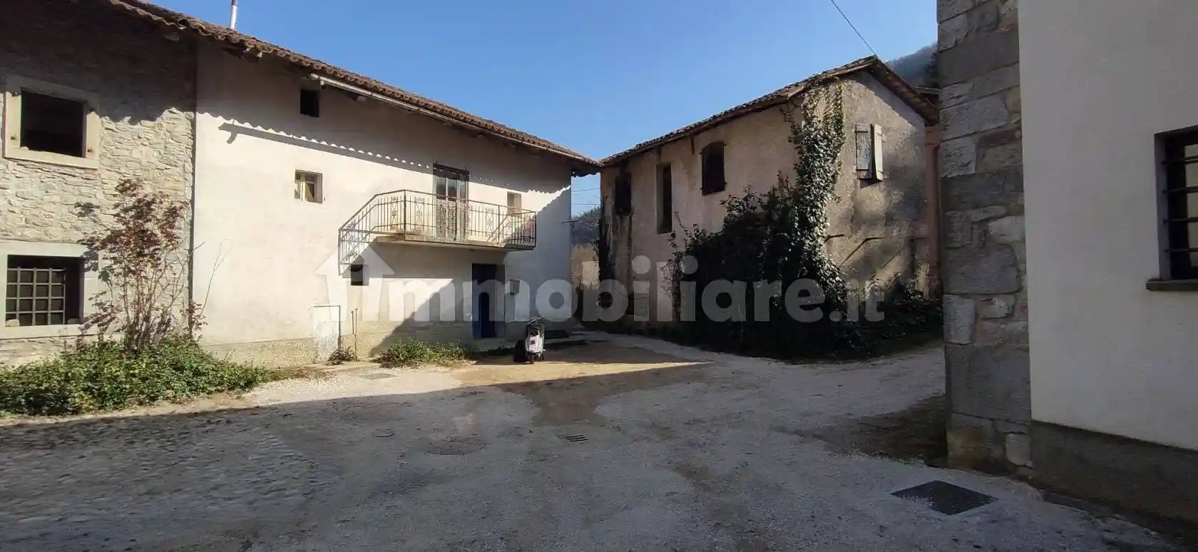 Rustico - Casale in vendita a Prepotto