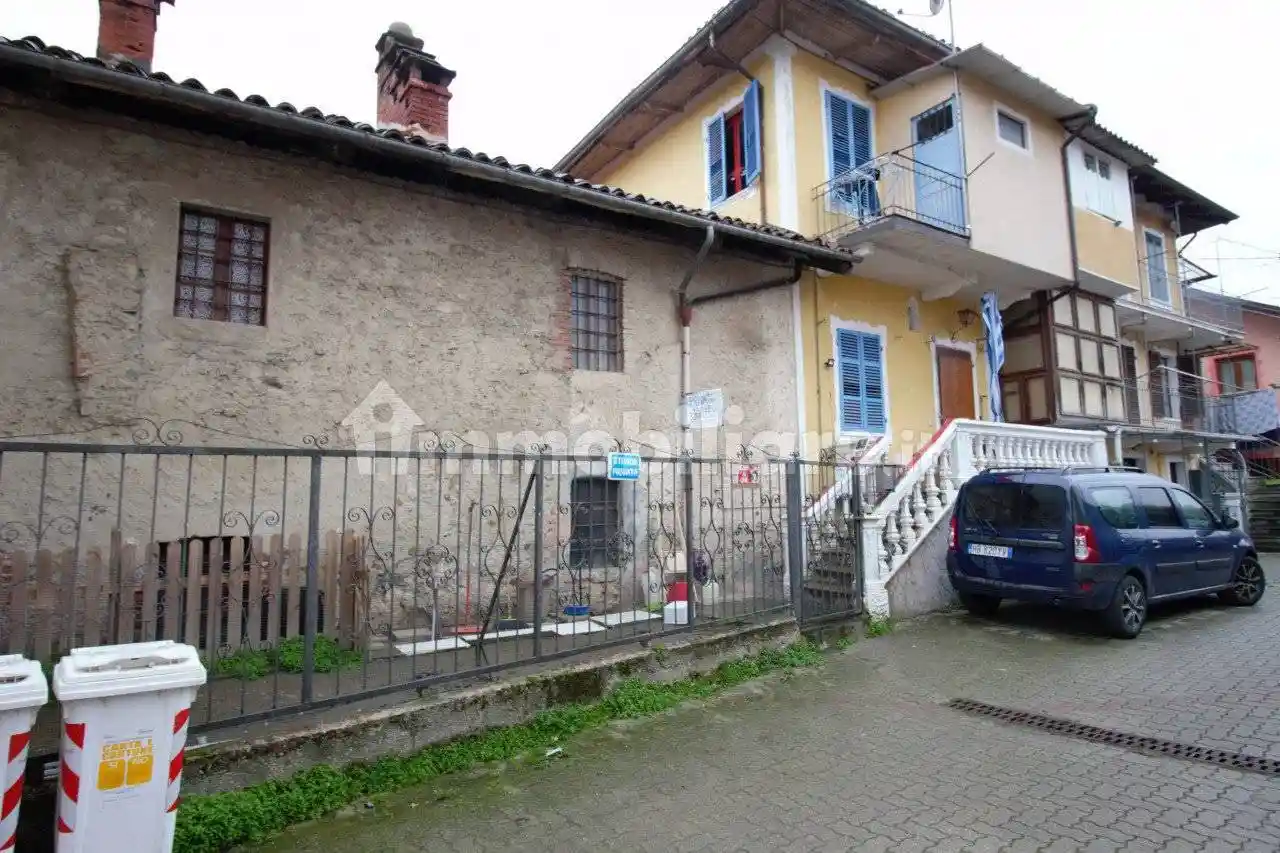 Casa indipendente in vendita a Trana