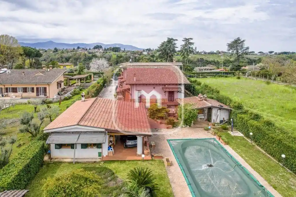 Villa in vendita a San Cesareo