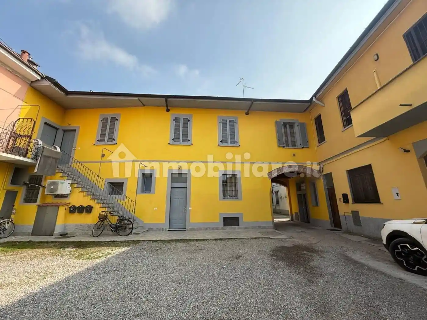 Appartamento in affitto a Caronno Pertusella