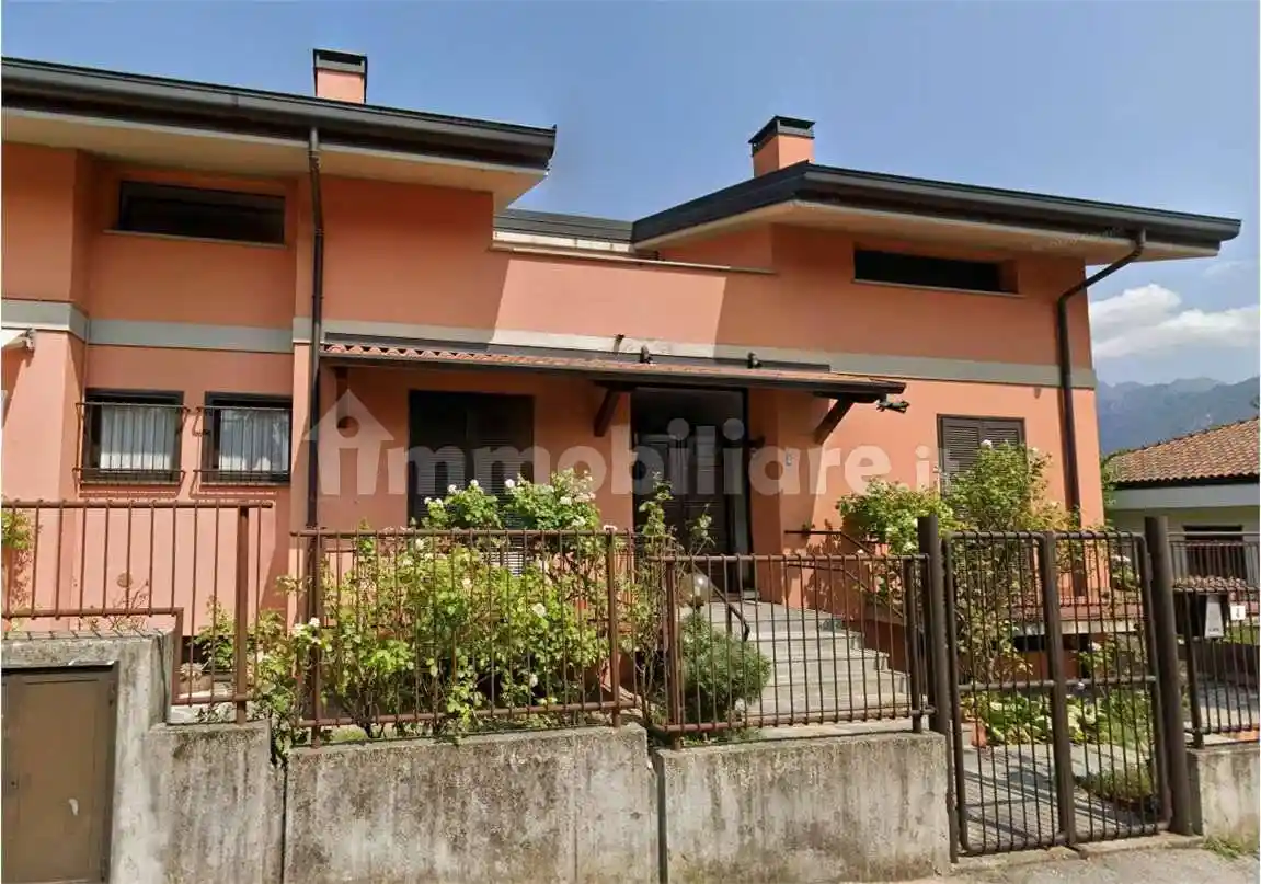 Appartamento in vendita a Valmadrera