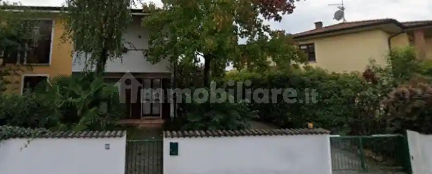 Villa in vendita a Curtatone