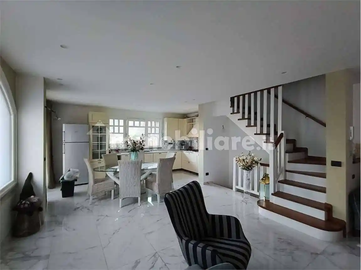 Villetta a schiera in vendita a Saint-Marcel