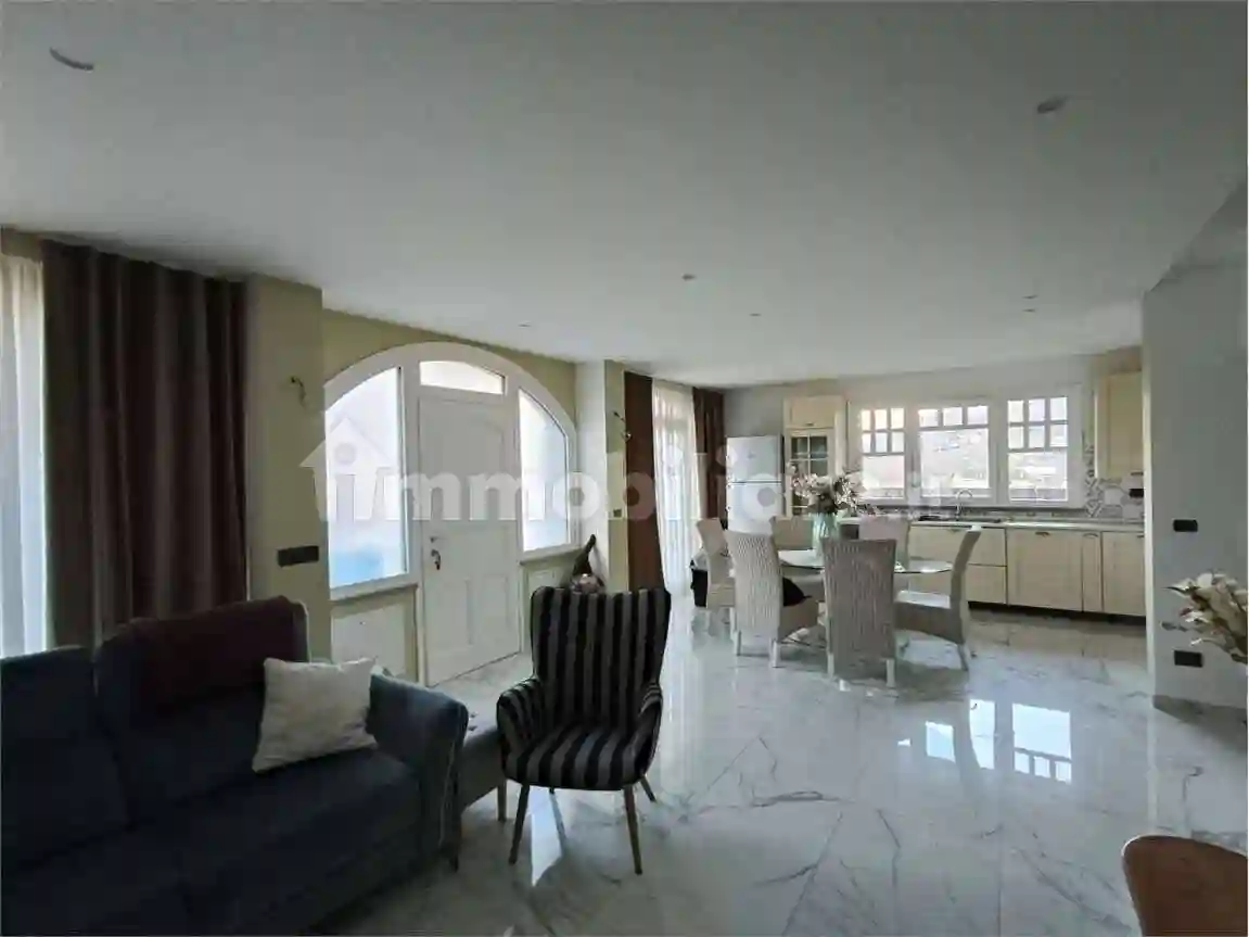 Villetta a schiera - foto 2