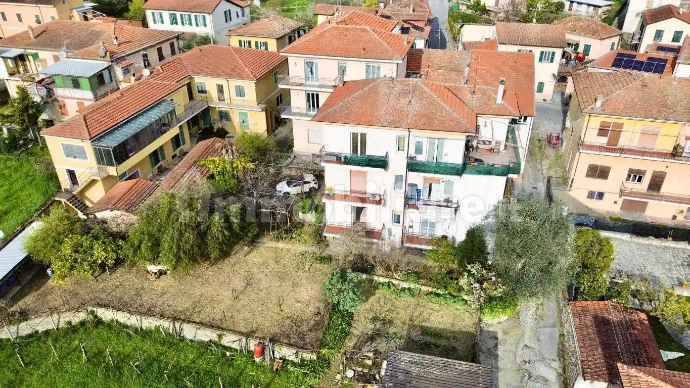 Appartamento in vendita a Imperia