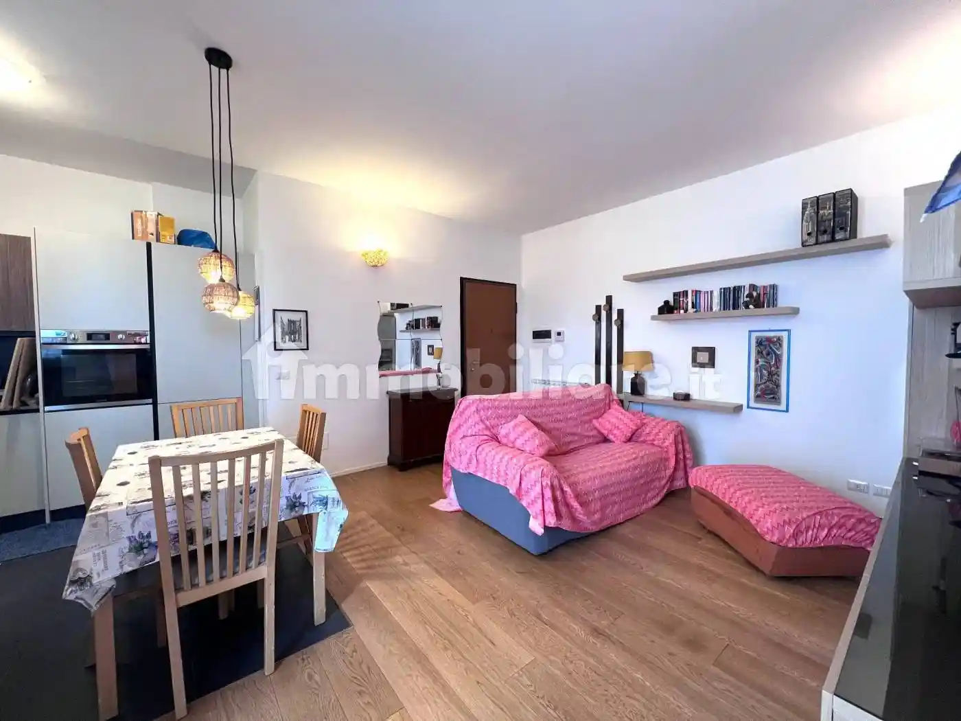 Appartamento in vendita a Garbagnate Milanese