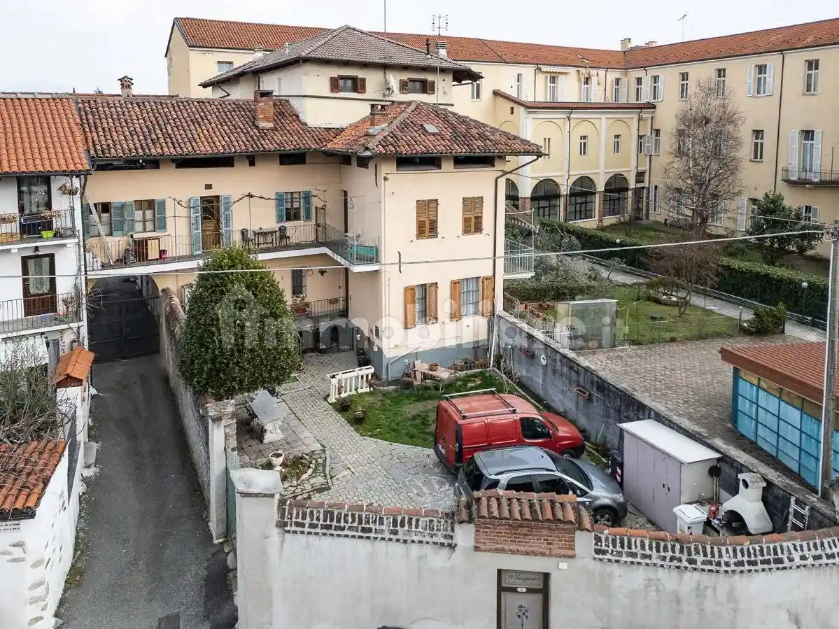 Casa indipendente in vendita a Giaveno
