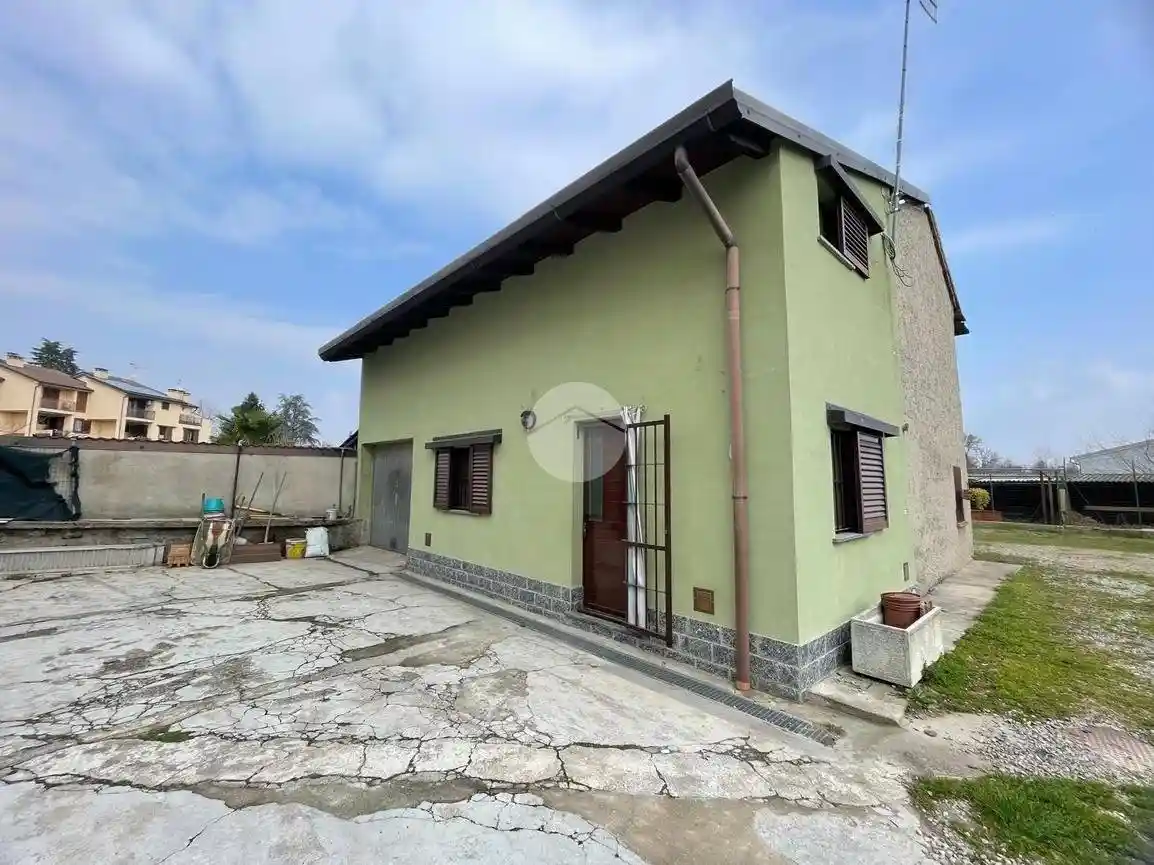 Rustico - Casale in vendita a Magenta